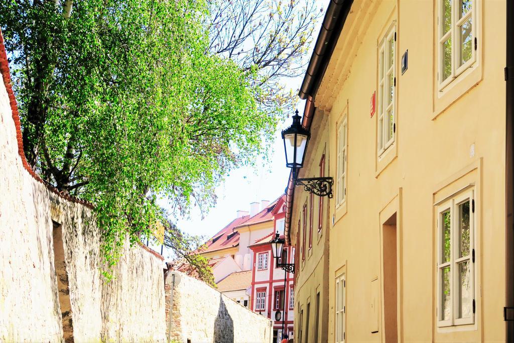 Garden Residence Prague Castle Exterior photo